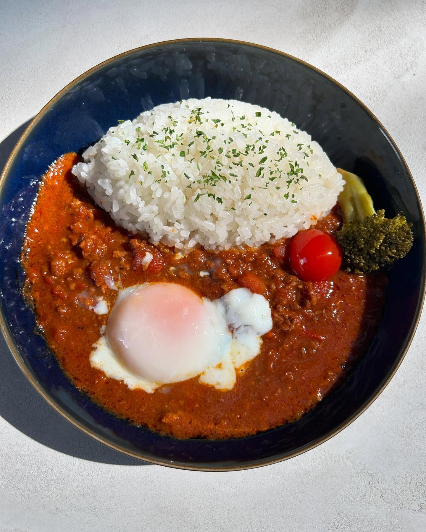 トマトカレーとワインのお店 sept