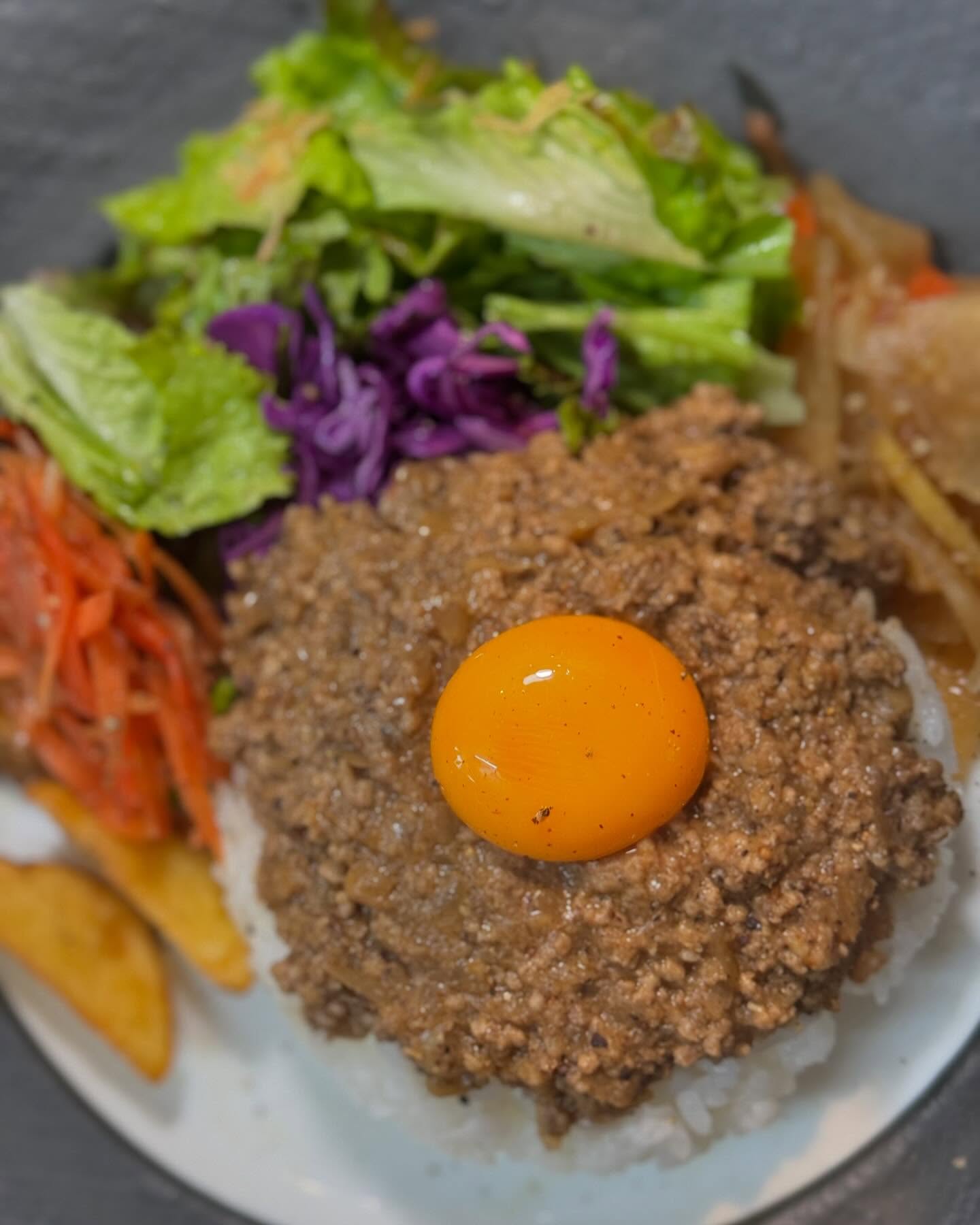 STARR CURRY AND CAFE（スターカリー アンド カフェ）