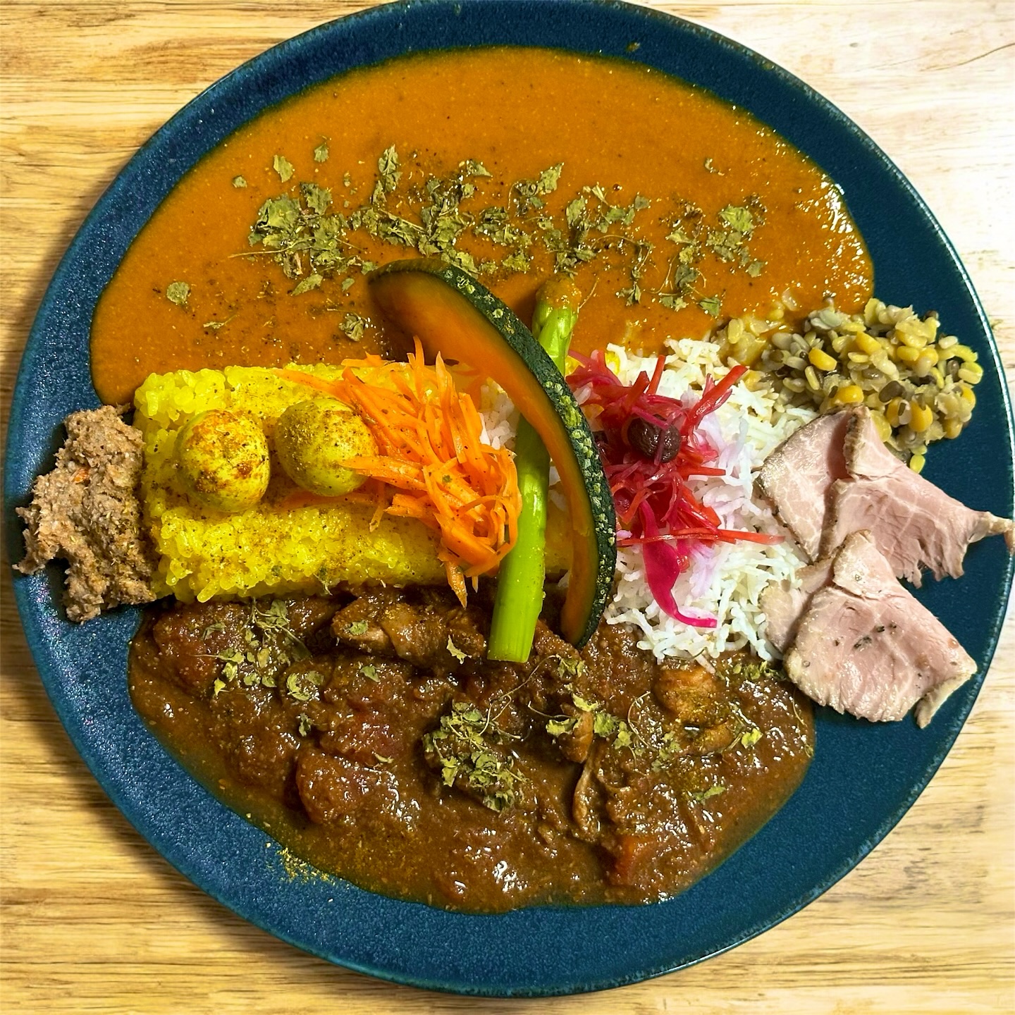 SAKANA.currySTINGRAY（サカナカレースティングレイ）