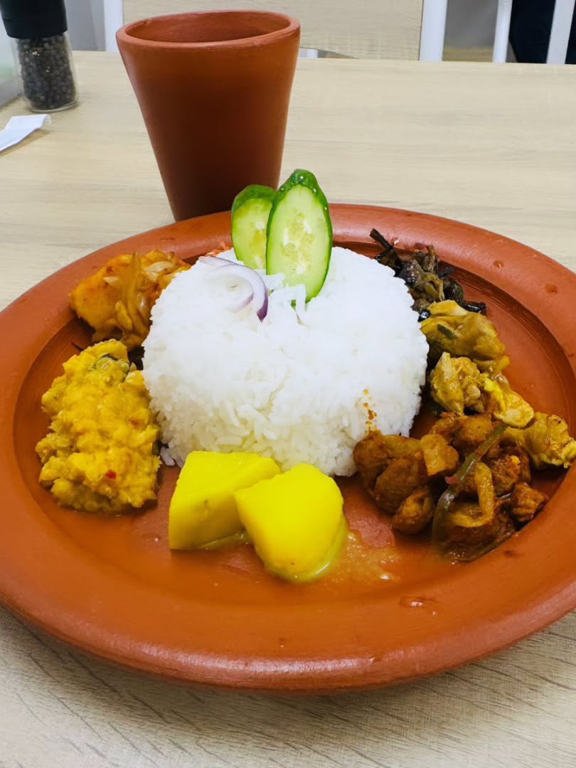 CEYLONIYA（セイロニヤ）