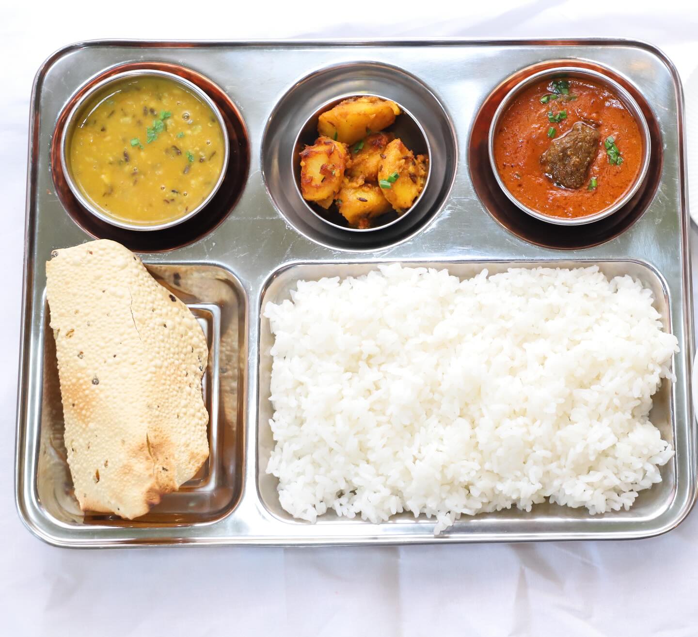 インド＆アジアンレストラン ARATI 浅井店