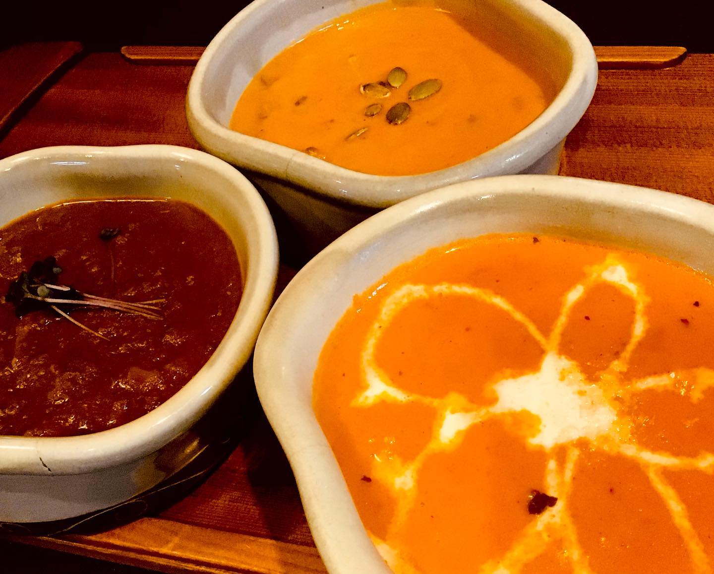 三日月食堂（みかづきしょくどう）
