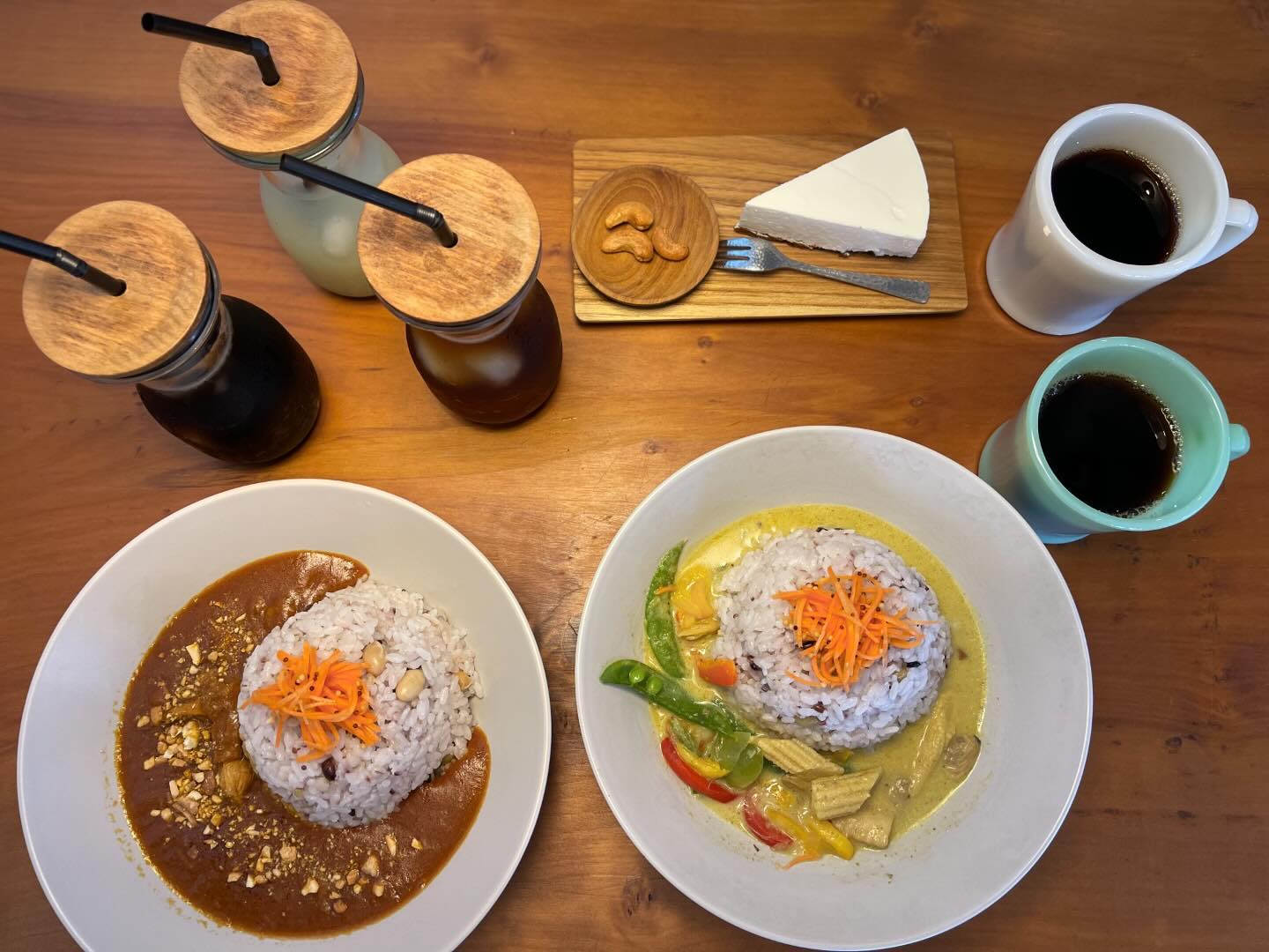 欧風スパイスカレー・ホピ珈琲