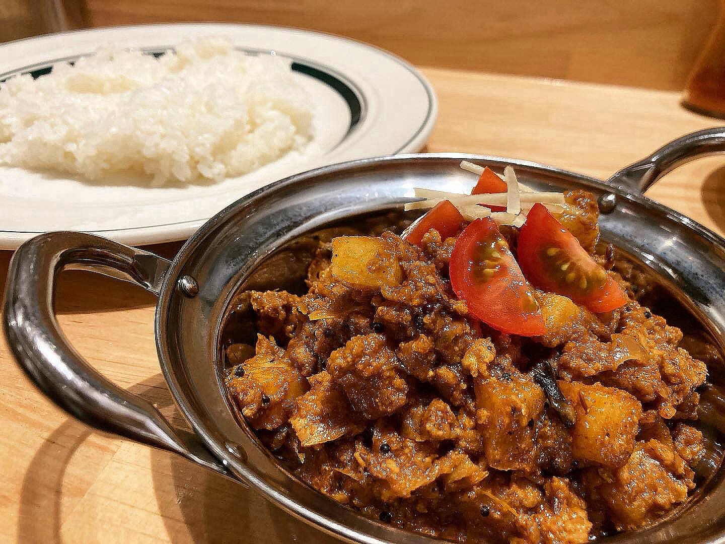 CURRY RICE MUGEN（カレーライス ムゲン）