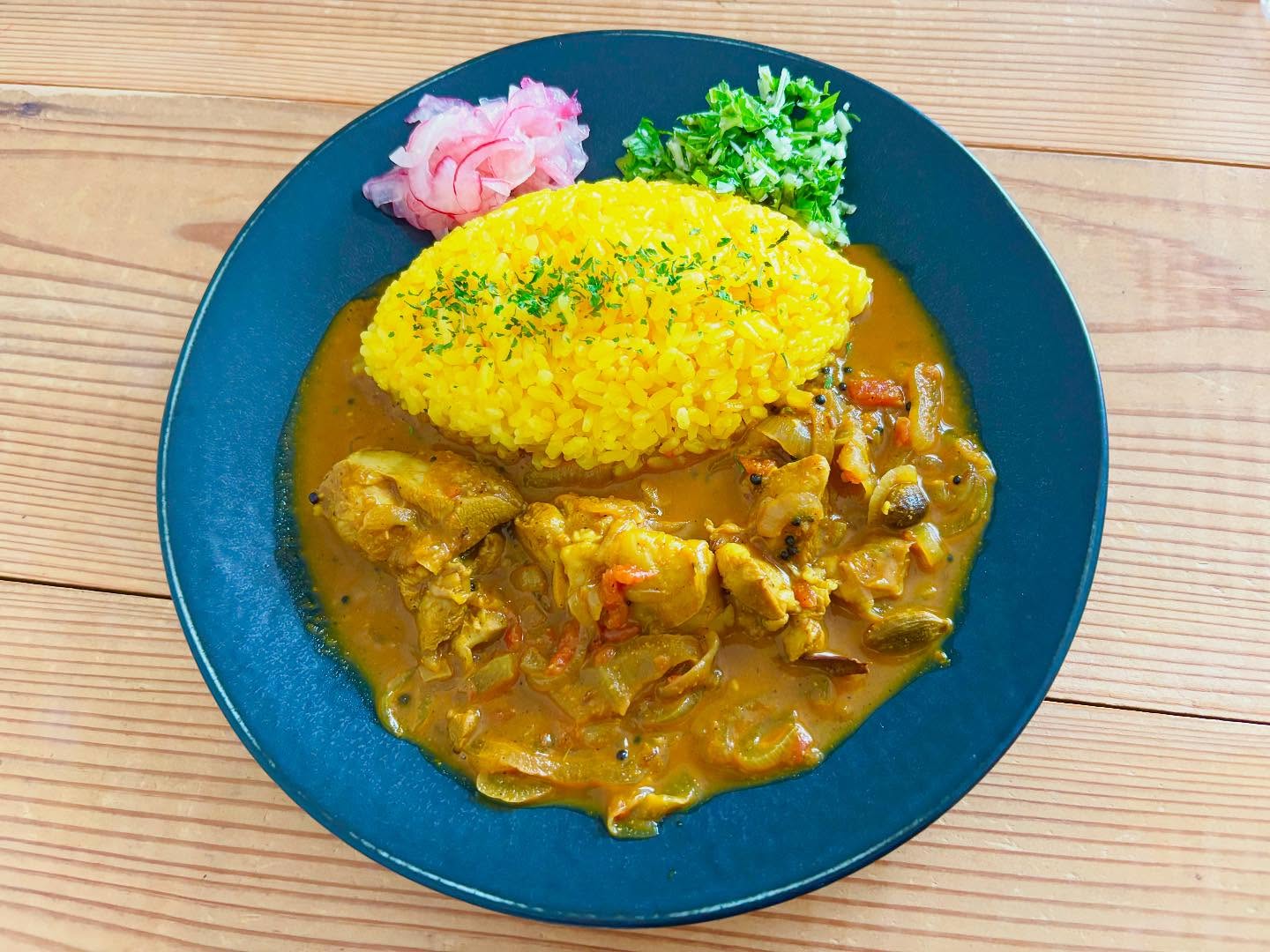 CARRY ～幸せを運ぶカレー屋さん～