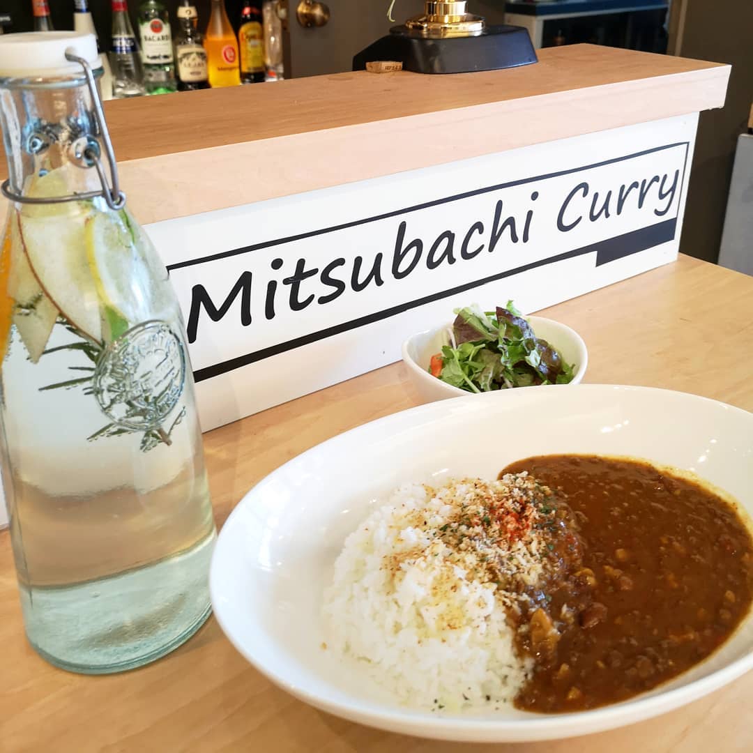 ミツバチカレー