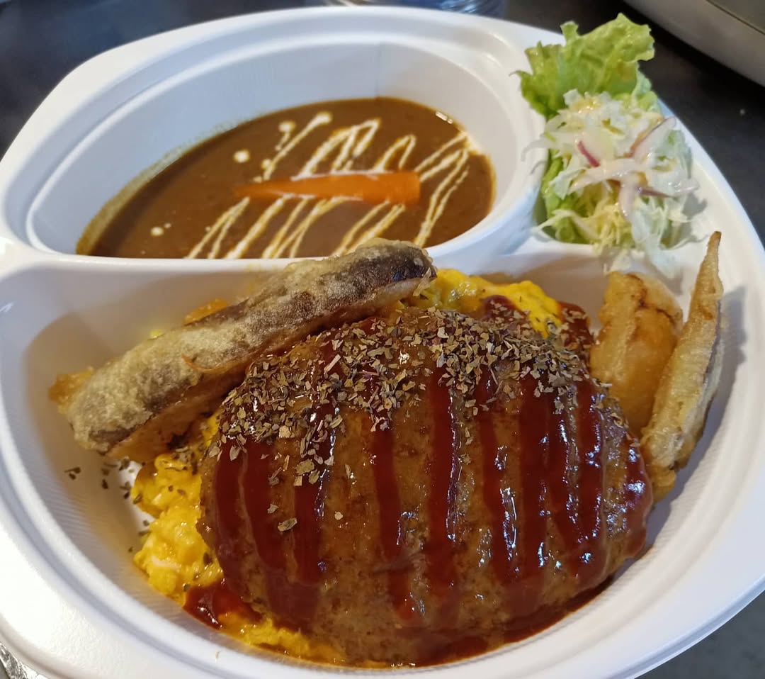 ちいさなログカフェ ふらわ