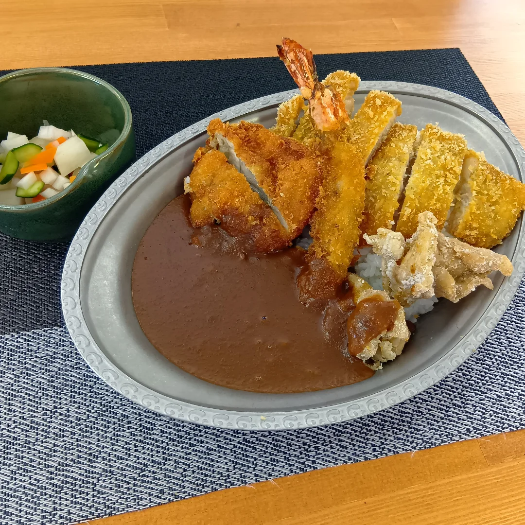 カレー屋さんの留八