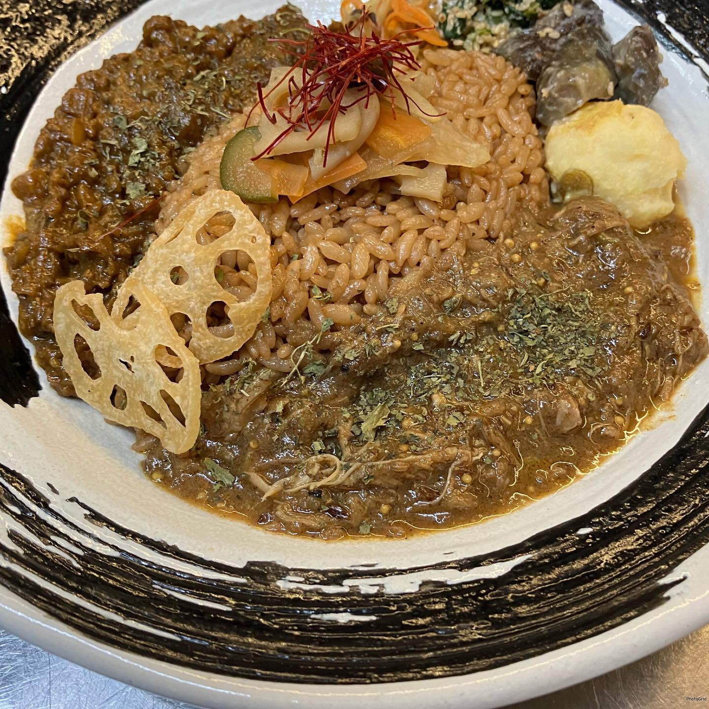 元祖ほうじ茶米カレー Nikomaru