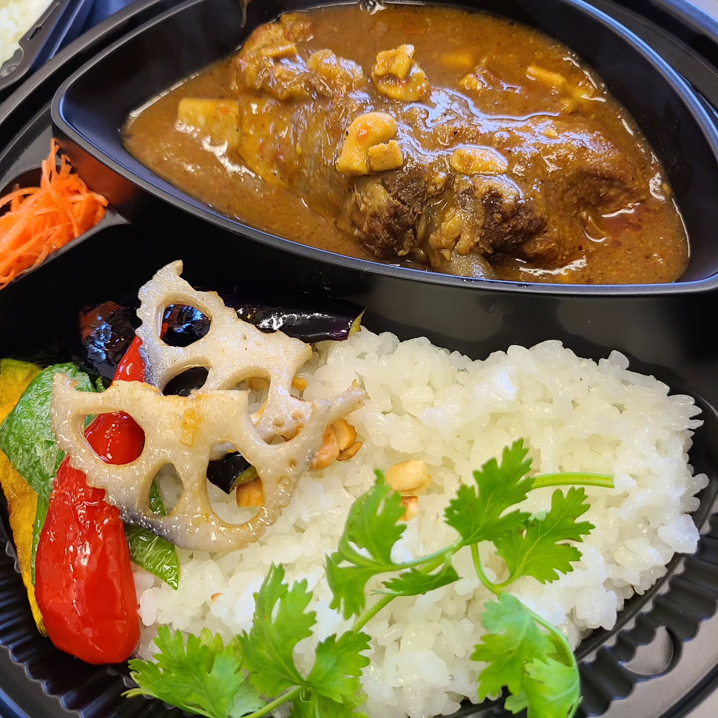 【テイクアウト専門】cafe vibras（カフェ ヴィブラス）