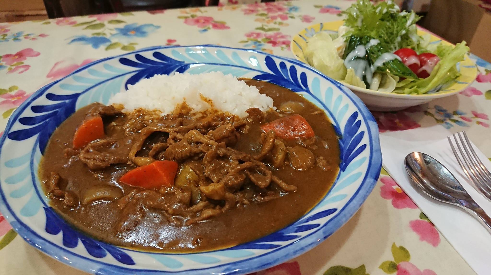 Cafe Terace WOOD ISLAND（カフェテラス ウッドアイランド）