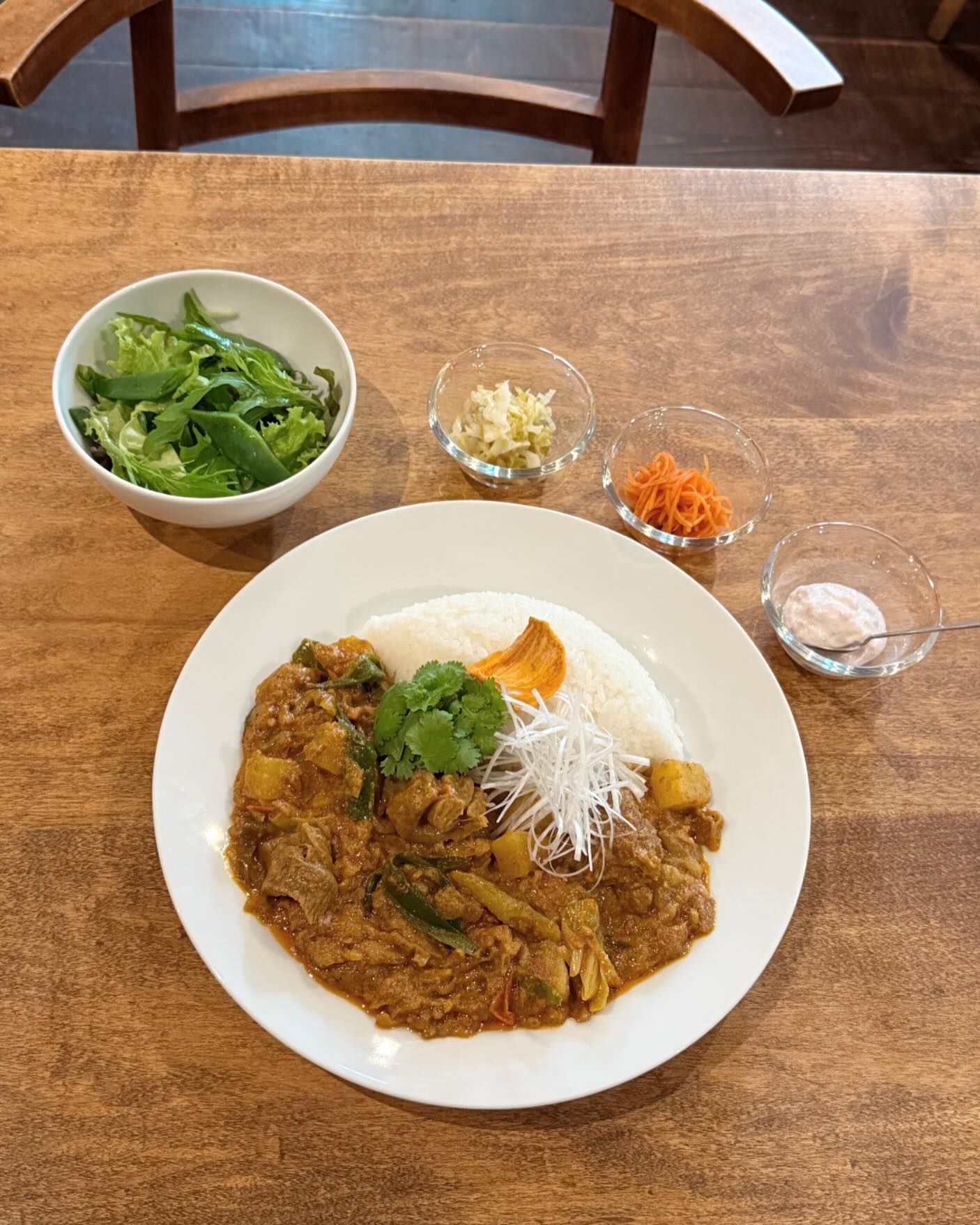柿とスパイスカレー