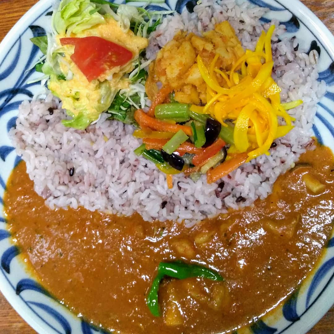 膳部 香蔵（かしわべ こうぞう）