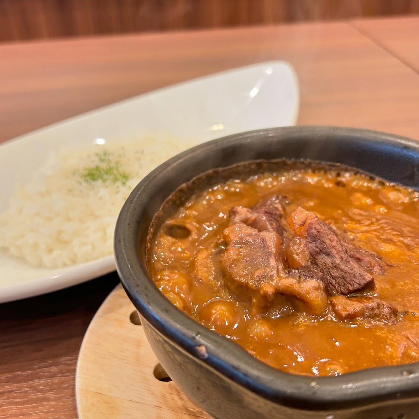 CLAY POT CURRY OHMIYA（クレイポットカレー オウミヤ）