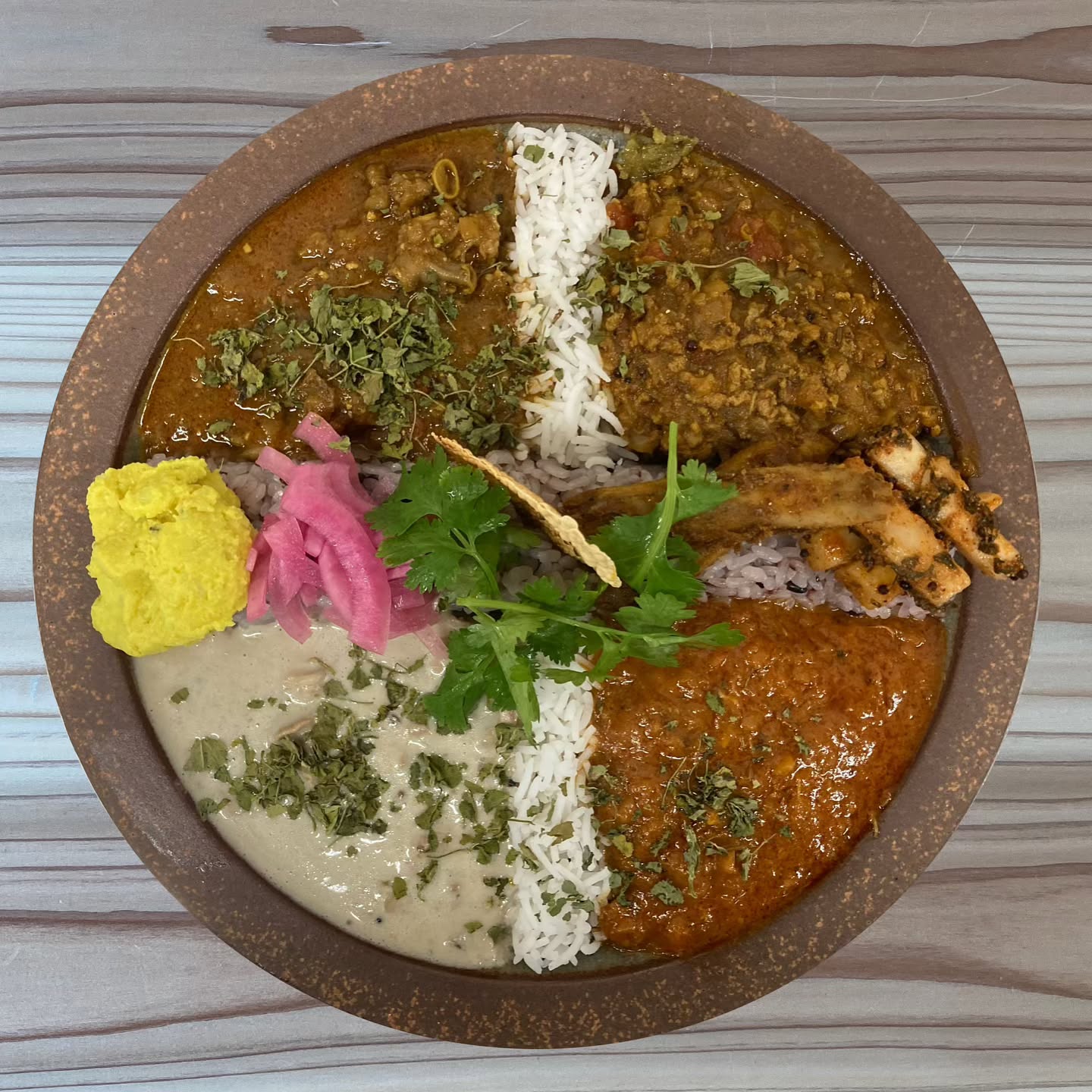 カフェ＆スパイスカレー Doppo