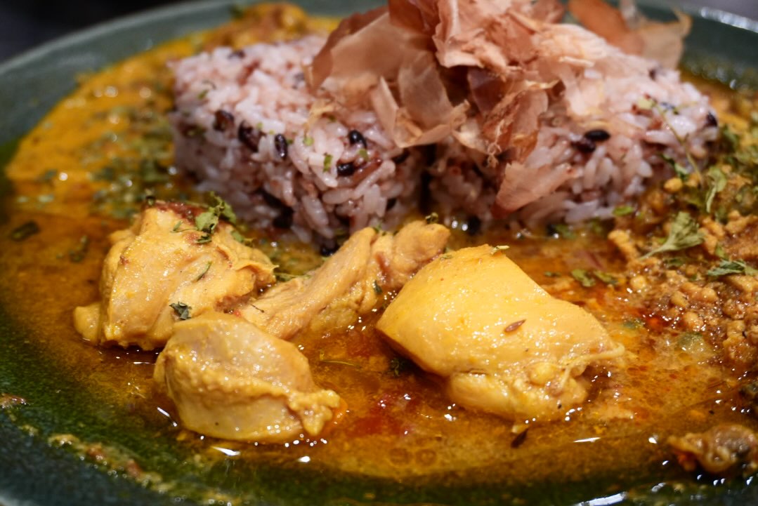 3 FLAVOR CURRY（スリー フレーバー カレー）