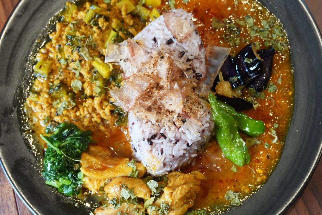 3 FLAVOR CURRY（スリー フレーバー カレー）