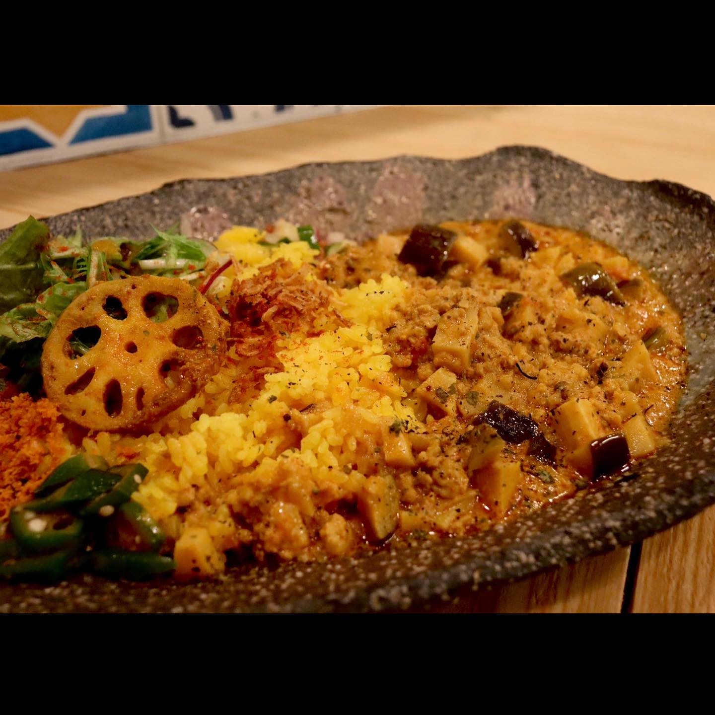 瞳CURRY.