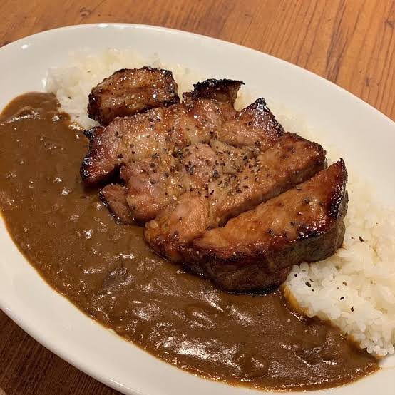 カレーナンドスプーン 塚本店
