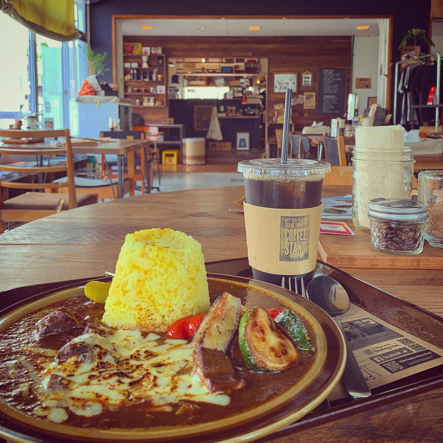 Square Furniture Coffee Stand（スクエア ファニチャー コーヒー スタンド）