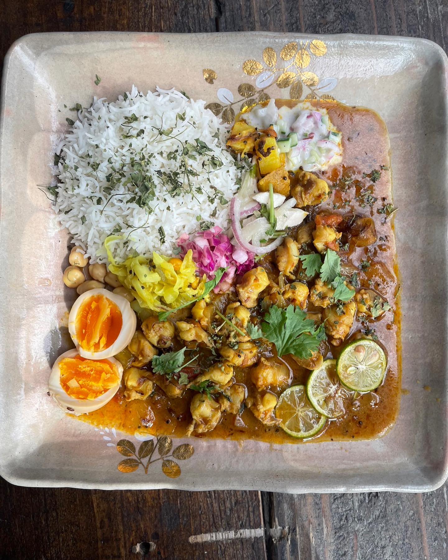 iROBANA（イロバナ）