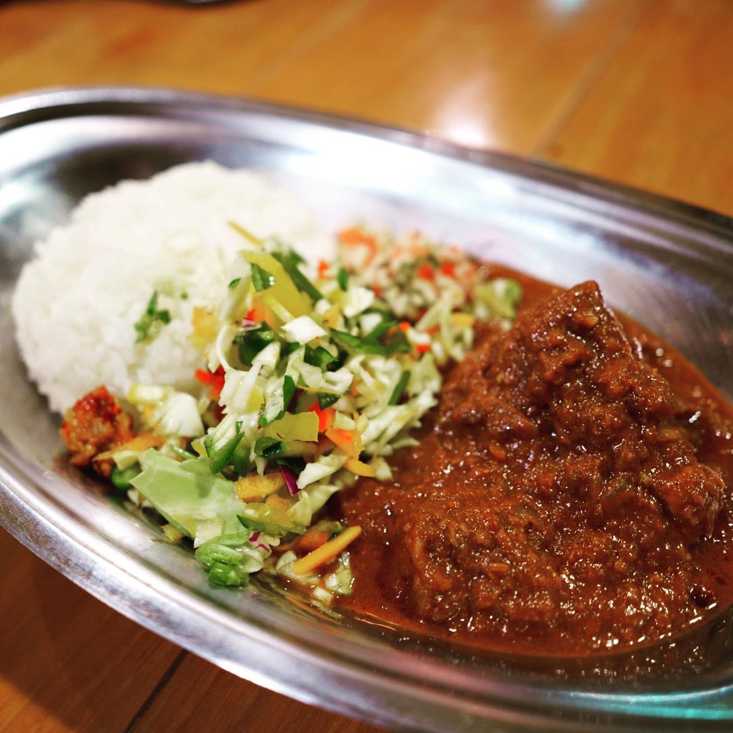 ポークビンダルー食べる副大統領