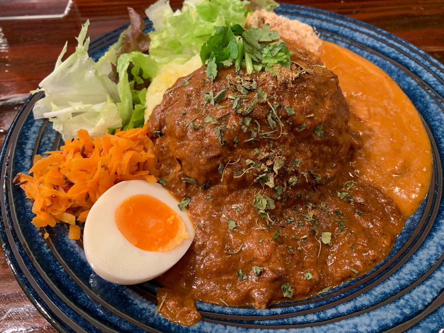 マキオタニカリー