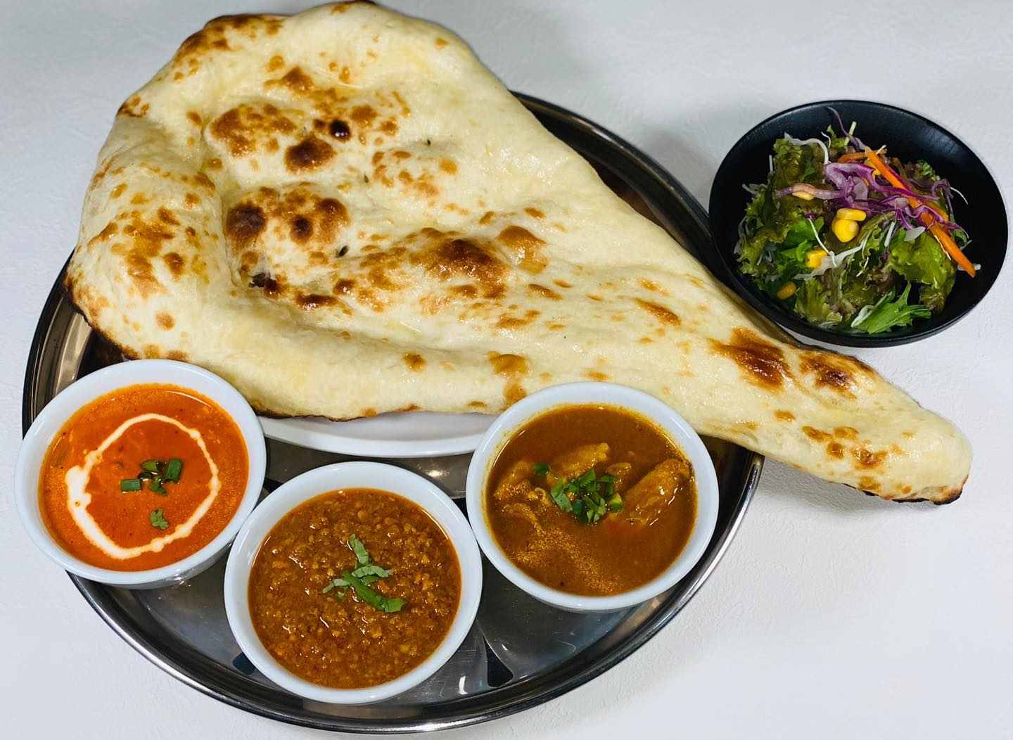 SUPREME KITCHEN＆BAR（シュプリームキッチン＆バー）