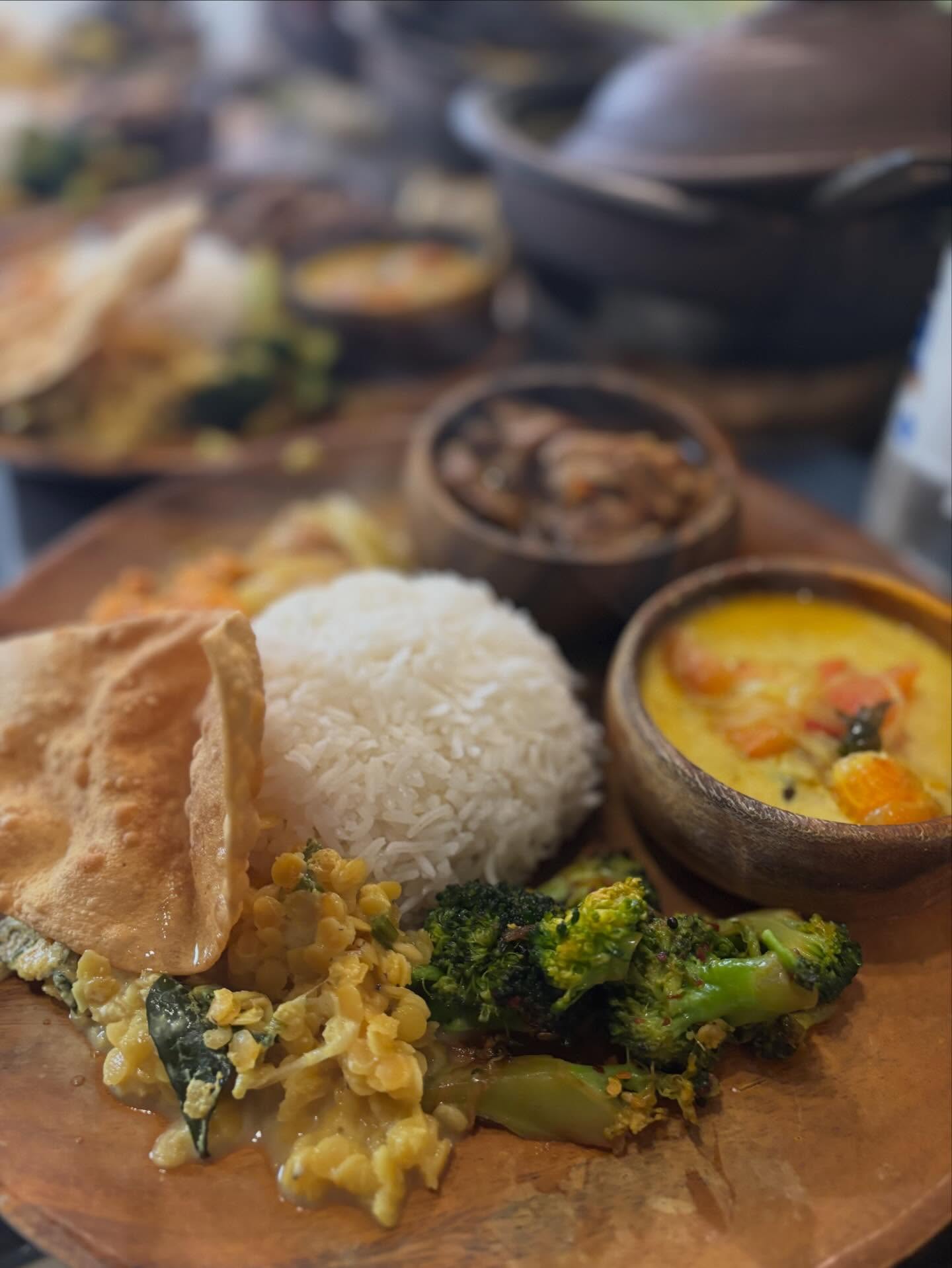 yum-yum kade（ヤムヤムカデー）