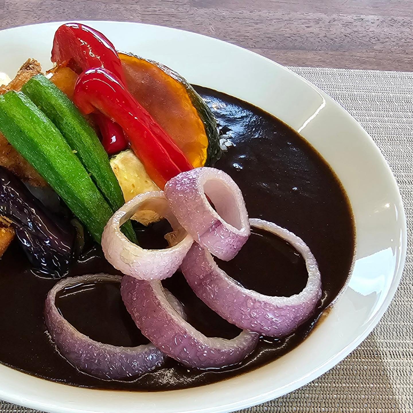 雨と雪 やさたまカレー