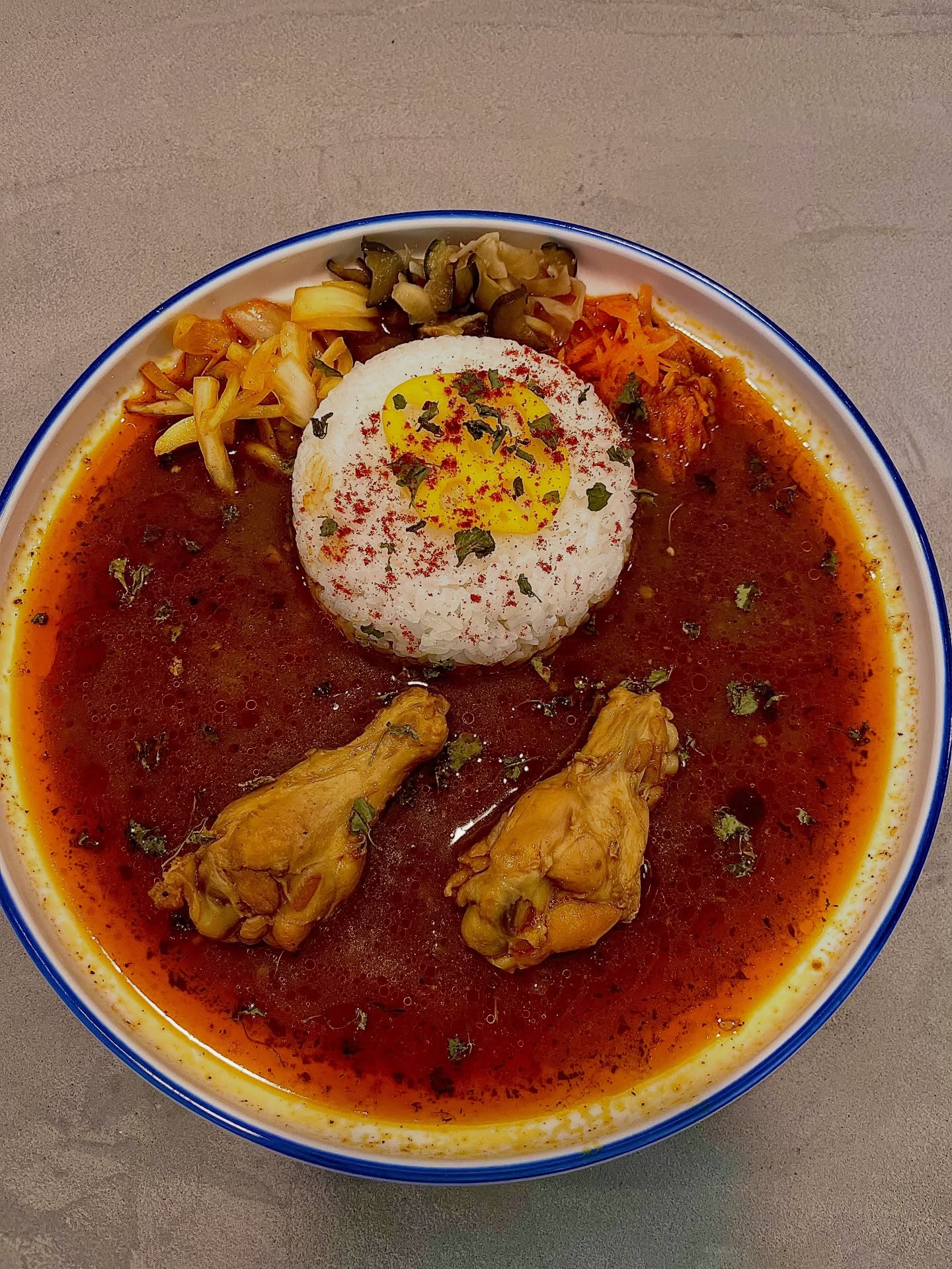 DAZ CURRY（ダズカリー）