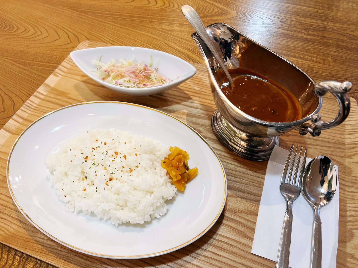 cafe Hütte（カフェ ヒュッテ）