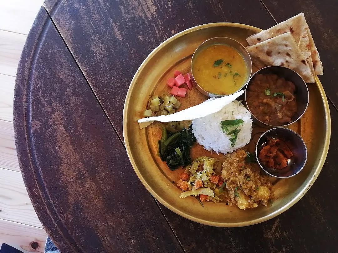 焼菓子とインドカレー うぐいす